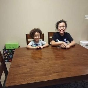 Meet your Posher, Kelly